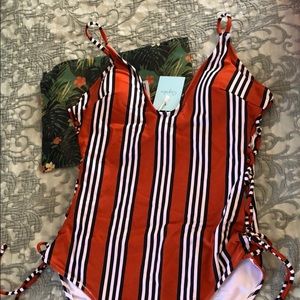 New with tags cup she one piece